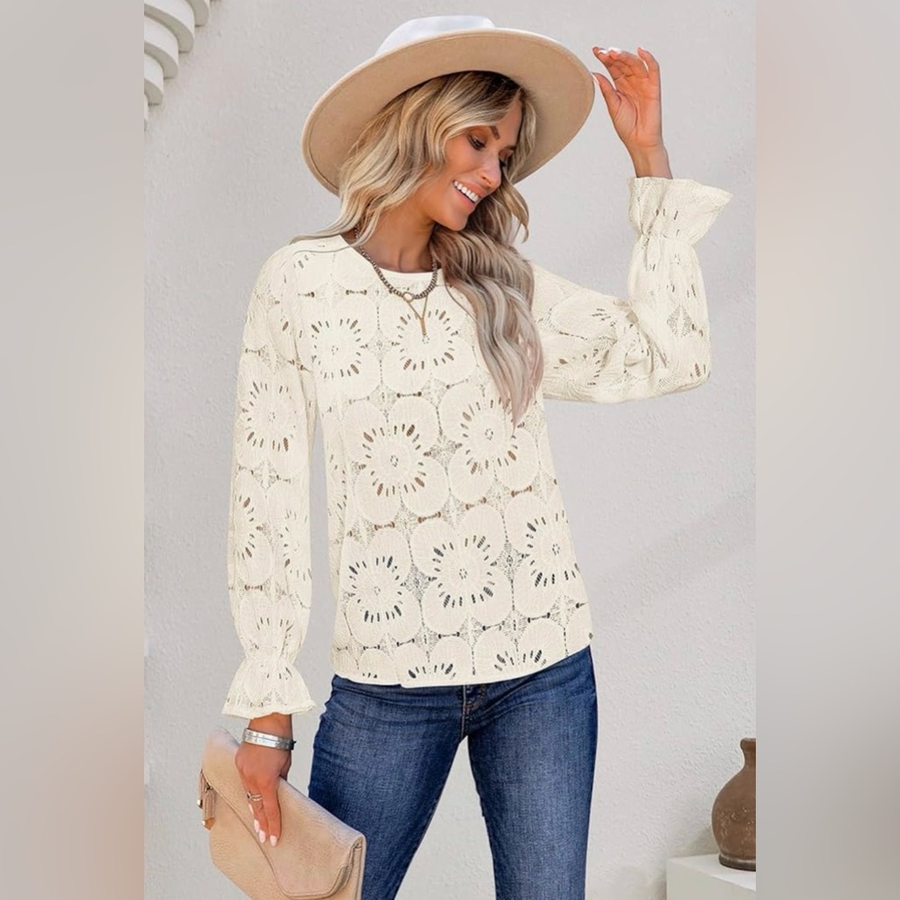 Elegant Cream Lace Women's Top - Picture 2 of 4